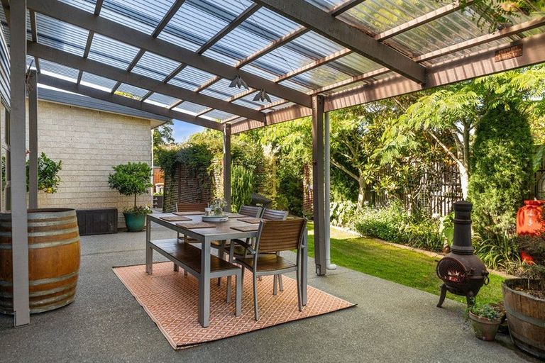 Photo of property in 42 Reka Street, Parklands, Christchurch, 8083