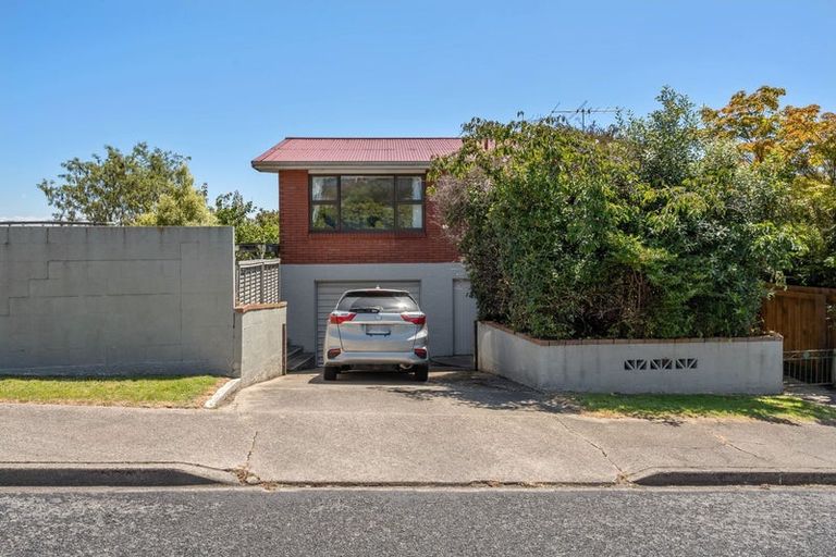 Photo of property in 16 Kinmont Crescent, Kinmont Park, Mosgiel, 9024