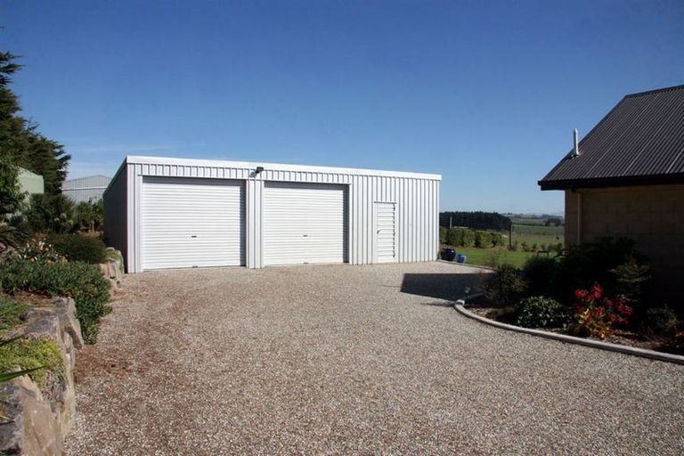 Photo of property in 224 Spur Road, Hadlow, Timaru, 7975