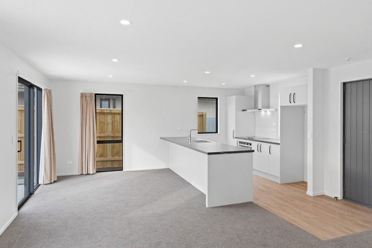 Photo of property in 1/205 Wainoni Road, Avondale, Christchurch, 8061