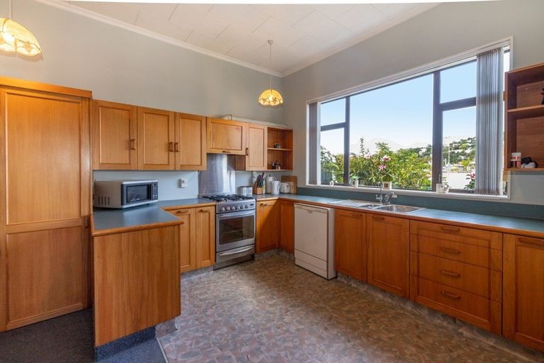 Photo of property in 6 Catherine Street, Caversham, Dunedin, 9012