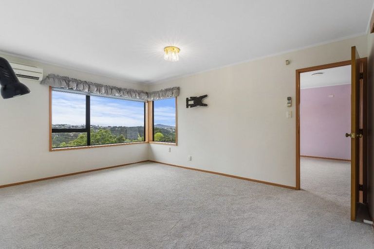 Photo of property in 94 Onetaunga Road, Chatswood, Auckland, 0626