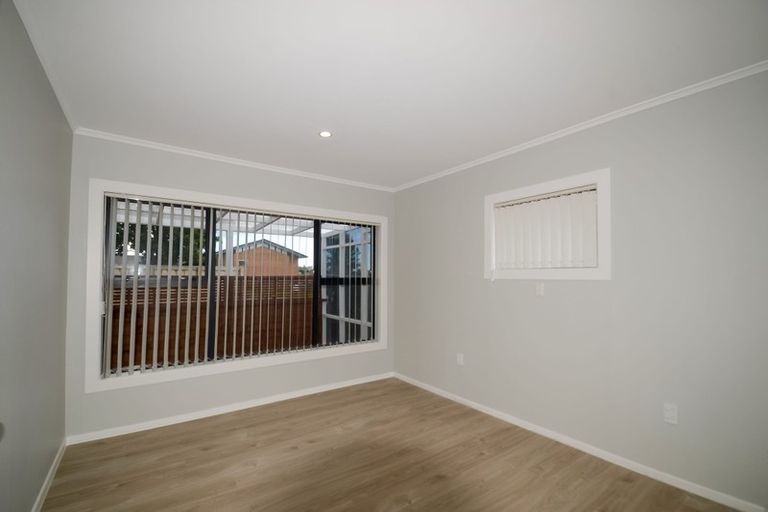 Photo of property in 672 Pakuranga Road, Howick, Auckland, 2010