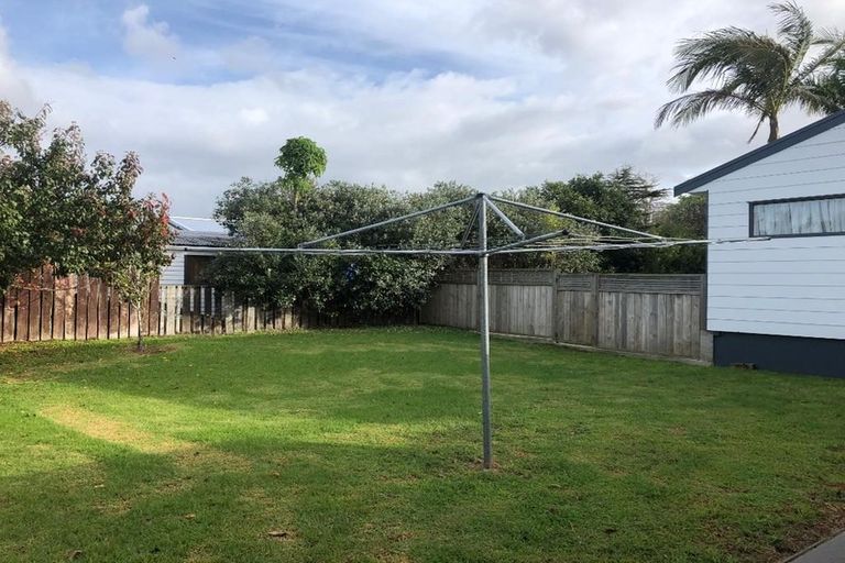 Photo of property in 3 Shearwater Street, One Tree Point, 0118