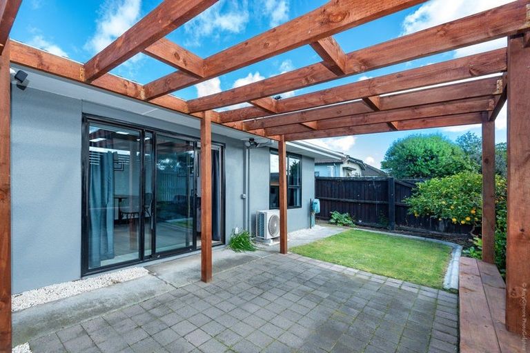 Photo of property in 1/63 Bridge Street, New Brighton, Christchurch, 8062