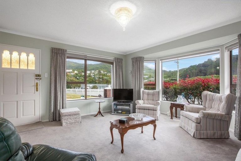Photo of property in 391a Karori Road, Karori, Wellington, 6012