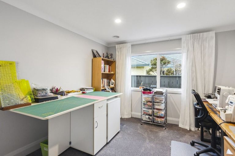 Photo of property in 155 Guildford Drive, Paraparaumu Beach, Paraparaumu, 5032