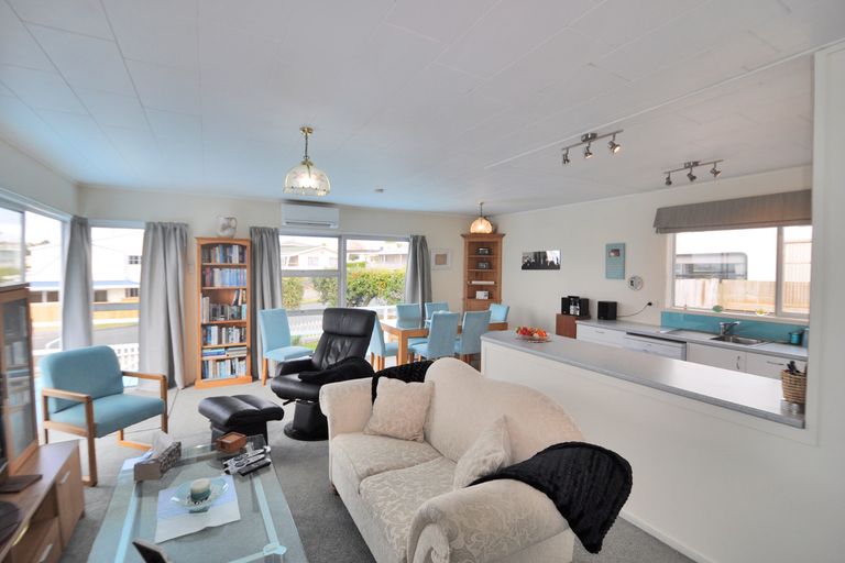 Photo of property in 21 Snells Beach Road, Snells Beach, 0920