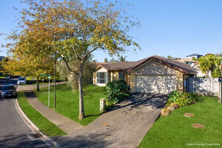 Photo of property in 6 Bibury Avenue, Henderson, Auckland, 0612