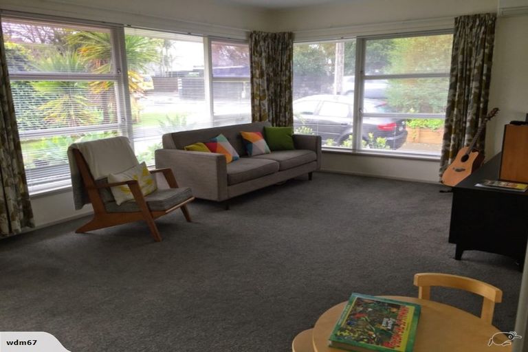 Photo of property in 1/303 Lake Road, Hauraki, Auckland, 0622