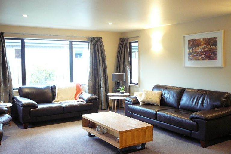 Photo of property in 100 Shields Street, Clyde, 9330