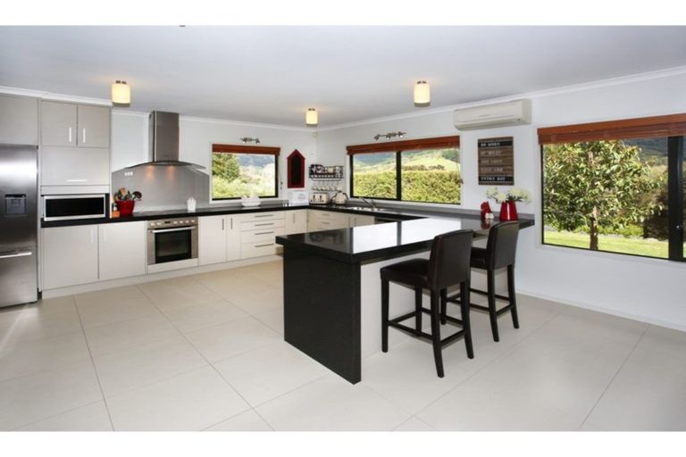 Photo of property in 20 Phillips Road, Ness Valley, Papakura, 2585