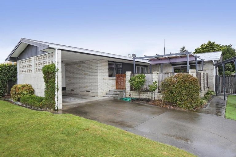 Photo of property in 13 Bale Place, Havelock North, 4130