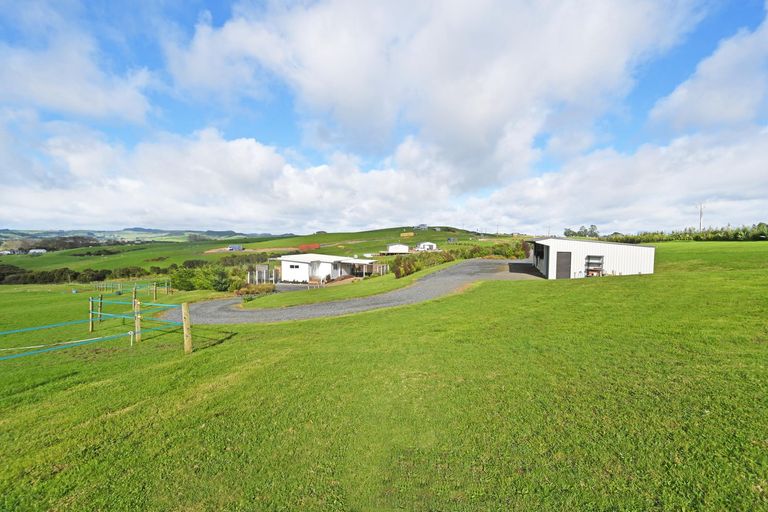 Photo of property in 64 Brown Road, Hakaru, Kaiwaka, 0573
