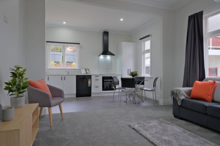 Photo of property in 124 Fitzroy Street, Forbury, Dunedin, 9012