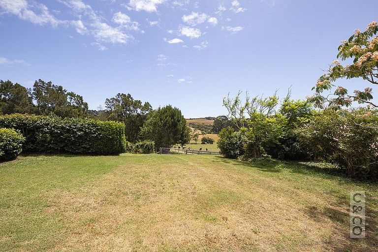 Photo of property in 306 Taiapa Road, Muriwai, 0881