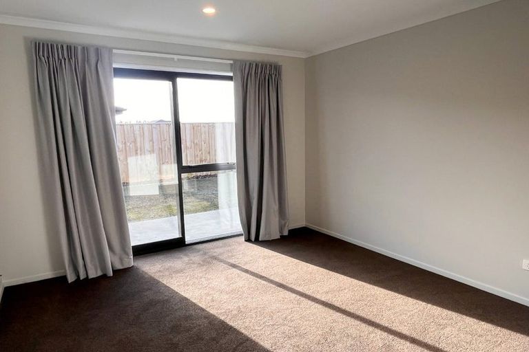 Photo of property in 22 Bob Reid Crescent, Darfield, 7571