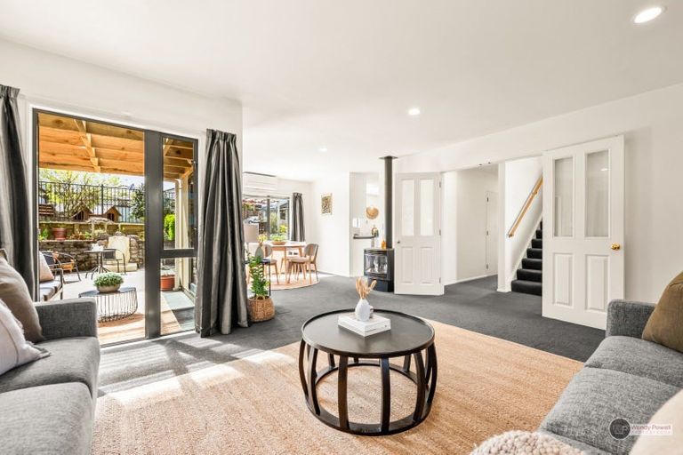 Photo of property in 2 Kirton Drive, Riverstone Terraces, Upper Hutt, 5018