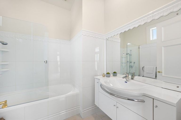 Photo of property in 61 Onslow Road, Khandallah, Wellington, 6035