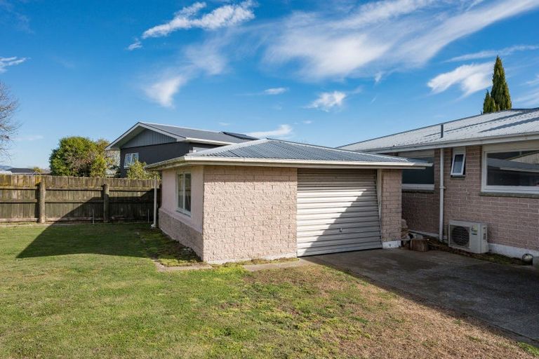 Photo of property in 21 Tennyson Crescent, Stoke, Nelson, 7011