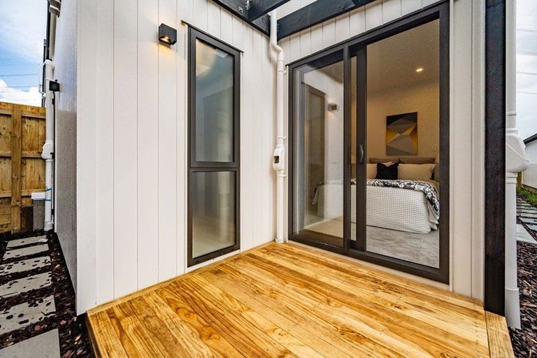 Photo of property in 7a Kotiu Place, Massey, 0614