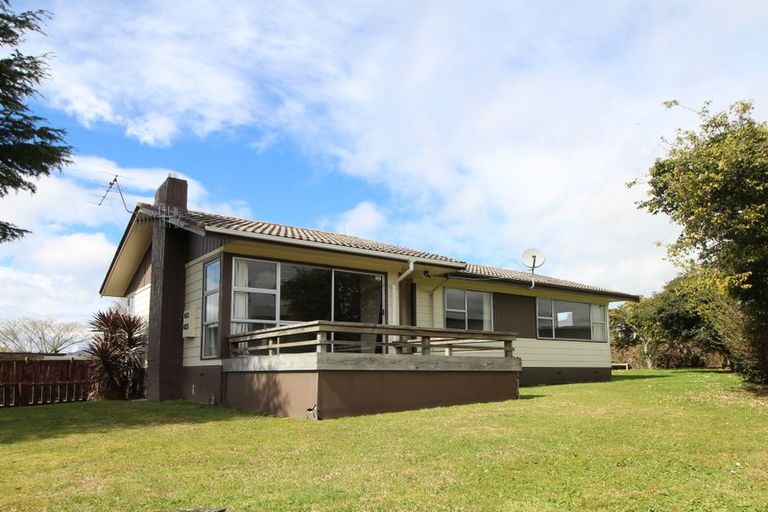 Photo of property in 90 Alison Street, Mangakakahi, Rotorua, 3015