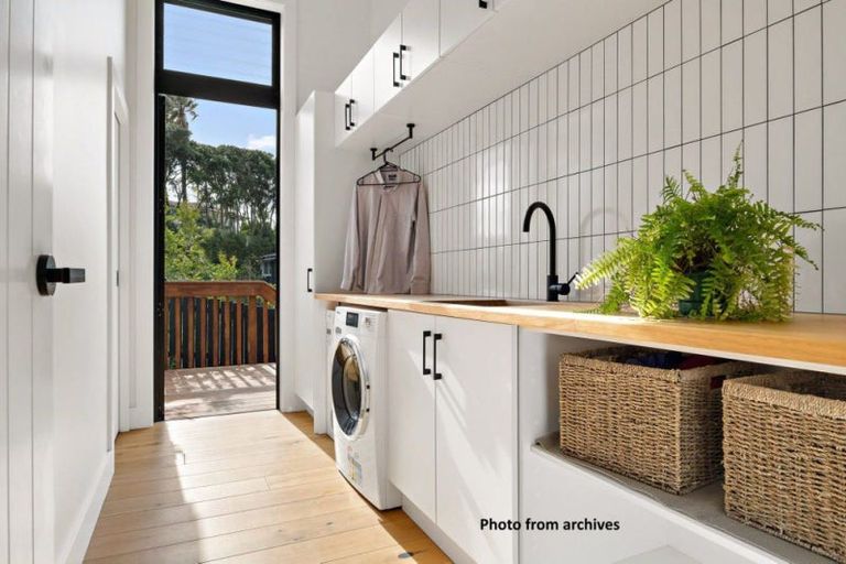 Photo of property in 56a Tautari Street, Orakei, Auckland, 1071