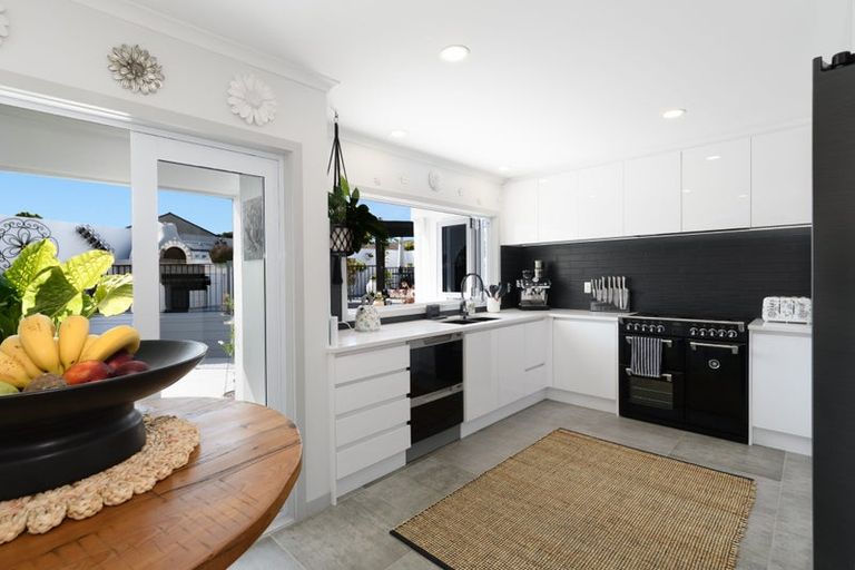 Photo of property in 50 Pembroke Drive, Bethlehem, Tauranga, 3110