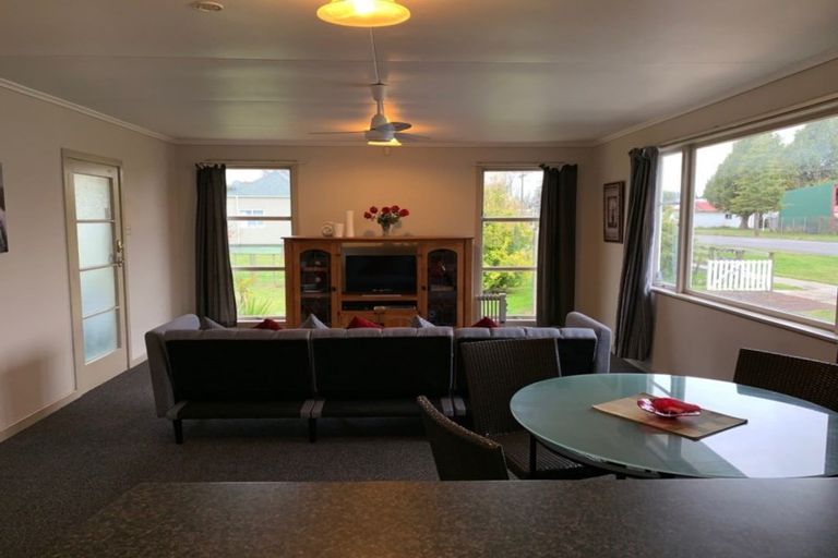 Photo of property in 22 Ward Street, Raetihi, 4632