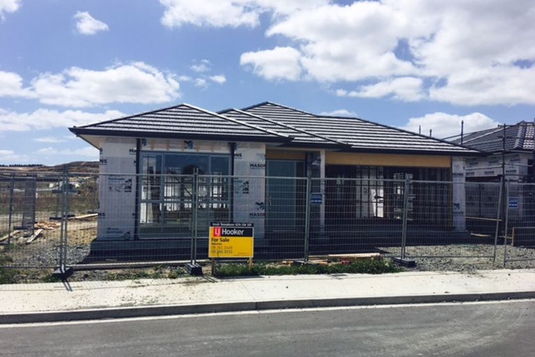 Photo of property in 3 Darley Way, Papakura, 2110