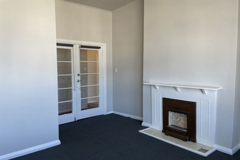 Photo of property in 8 Kenwyn Terrace, Newtown, Wellington, 6021