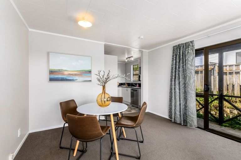 Photo of property in 11a Latitude Close, Whitby, Porirua, 5024