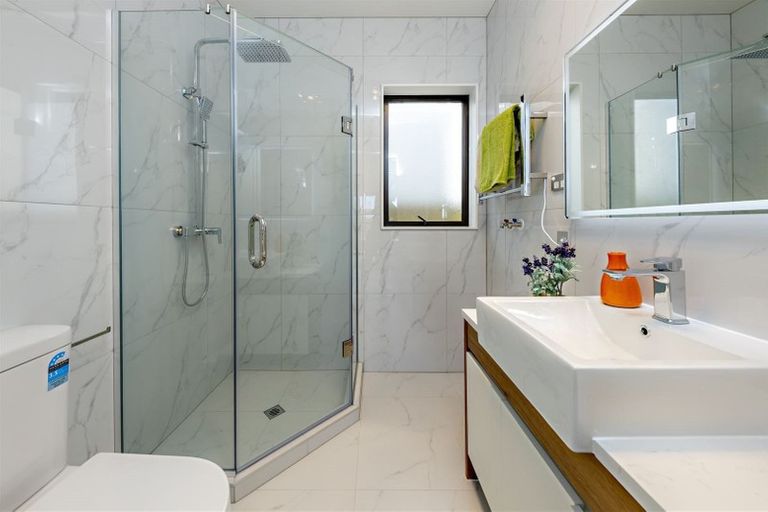 Photo of property in 57 Hikuawa Road, Flat Bush, Auckland, 2019