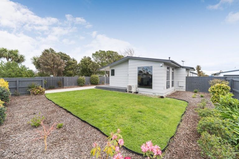 Photo of property in 66 Kaimanawa Street, Kelvin Grove, Palmerston North, 4414