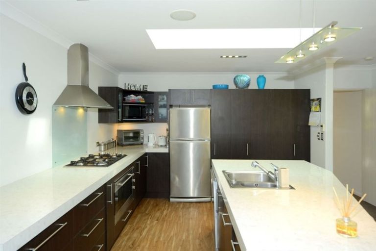 Photo of property in 76 Puhara Avenue, Parklands, Christchurch, 8083