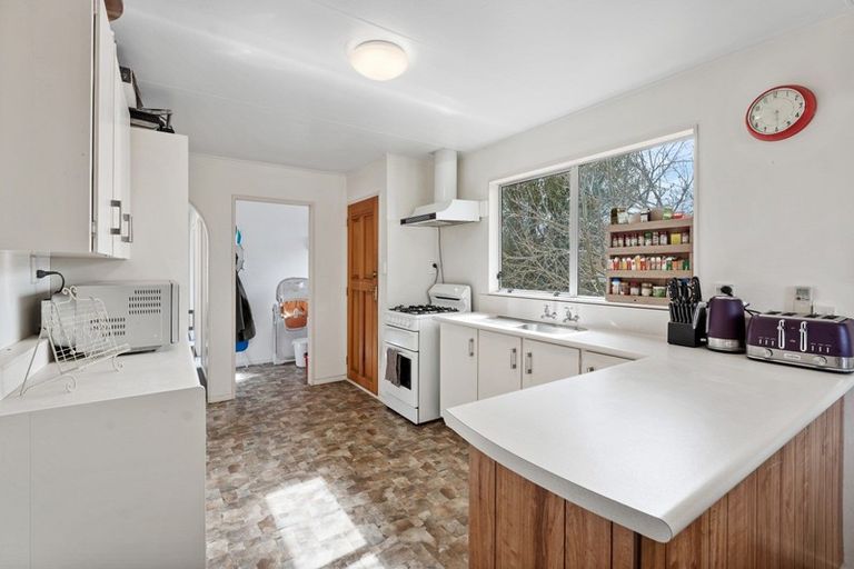 Photo of property in 2 Newton Place, Westbrook, Palmerston North, 4412