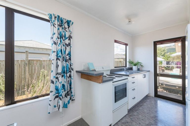 Photo of property in 16 Fernlea Rise, Richmond, 7020