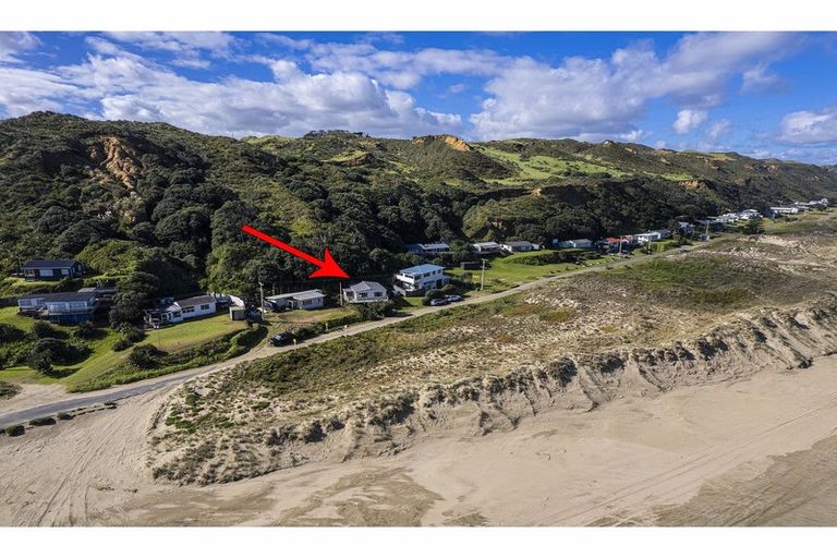 Photo of property in 37 Marine Drive, Te Kopuru, Dargaville, 0371