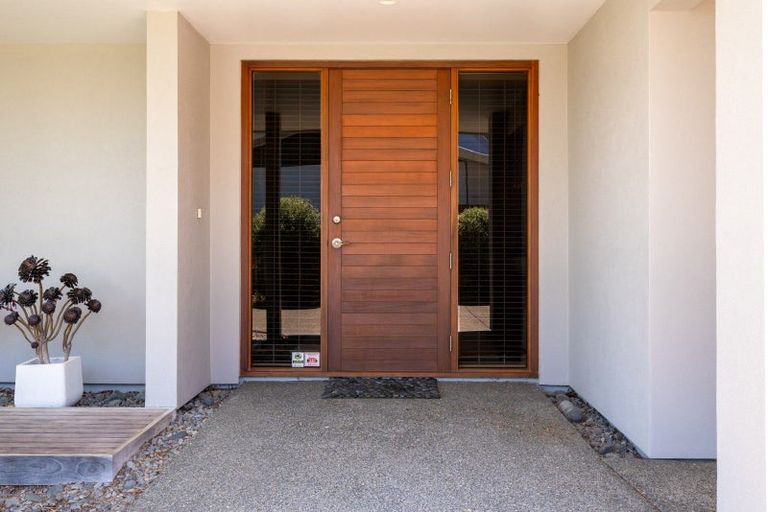 Photo of property in 18 Wakeman Road, Acacia Bay, Taupo, 3330