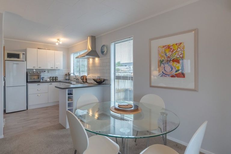 Photo of property in 79a Eatwell Avenue, Paraparaumu Beach, Paraparaumu, 5032