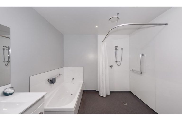 Photo of property in 5 Harston Place, Wigram, Christchurch, 8042