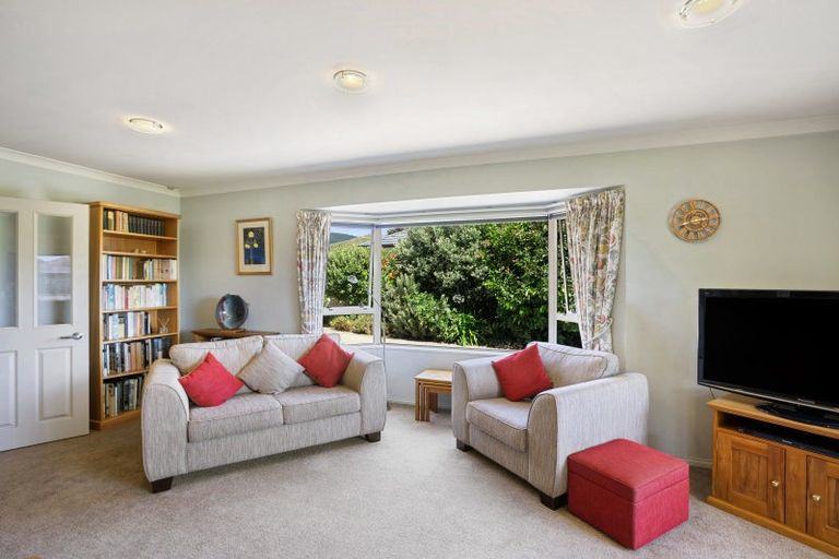 Photo of property in 66 Awatea Avenue, Paraparaumu, 5032