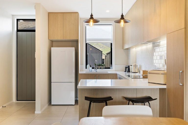 Photo of property in 12 O'meara Street, Frankton, Queenstown, 9300