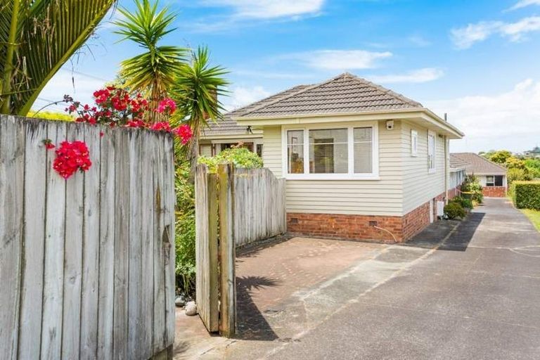 Photo of property in 1/38 Onepoto Road, Hauraki, Auckland, 0622