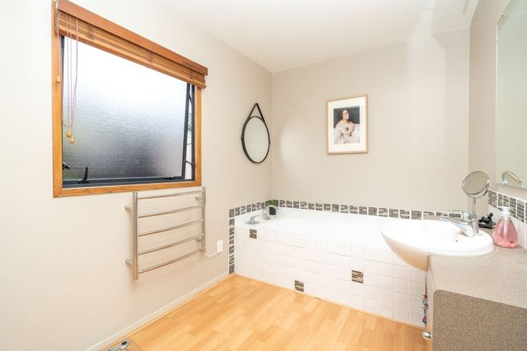 Photo of property in 9 Grosvenor Place, Rototuna, Hamilton, 3210