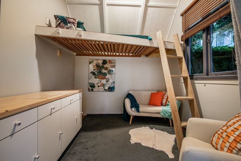 Photo of property in 7 Tipau Street, Torbay, Auckland, 0630