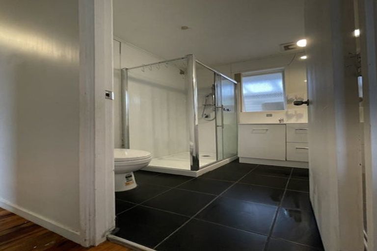 Photo of property in 221/19 Downing Street, Glenfield, Auckland, 0629