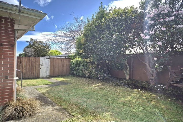 Photo of property in 4/11 Sutherland Avenue, Silverstream, Upper Hutt, 5019