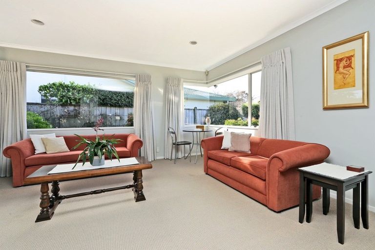 Photo of property in 10 Brompton Drive, Taradale, Napier, 4112