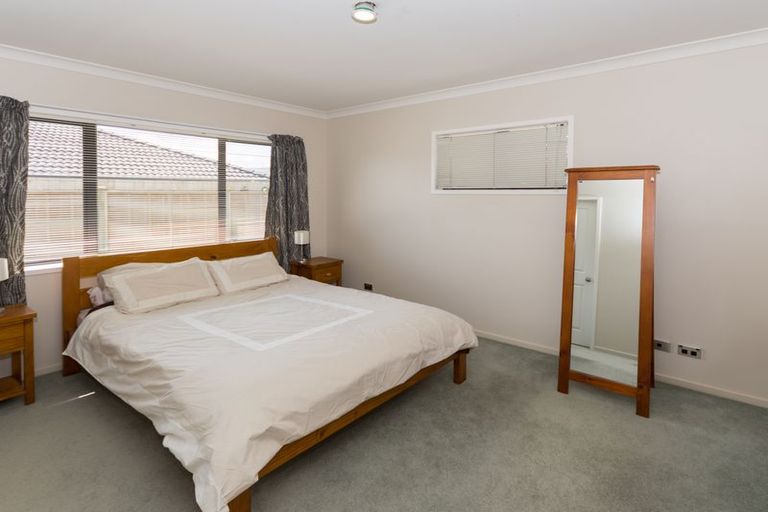 Photo of property in 4 Trillick Place, Tuakau, 2121